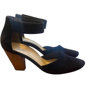 Paul Green Suede Midnight Blue d’Orsay Pumps, Size 5.5